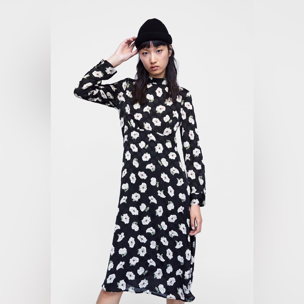 SOLD - ZARA BLACK FLORAL PRINT JACQUARD LONG DRESS